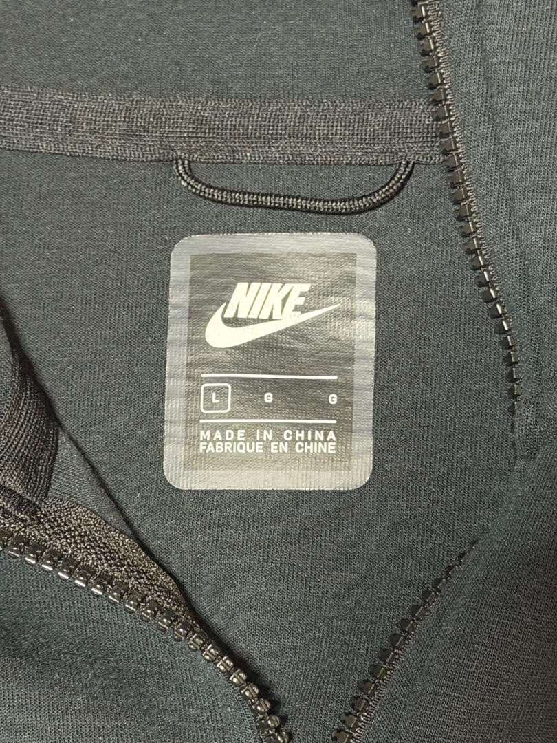 Nike テックフリース　上L 下M