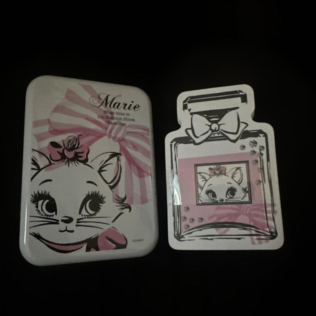 新品未使用　ディズニー　マリー デザイン メタルケース　缶入りメモ