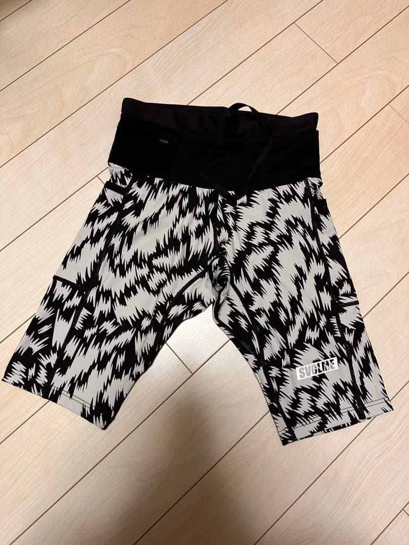 【未使用】SVOLMEビートマルチポケットミドルスパッツ BLACK＊GY S