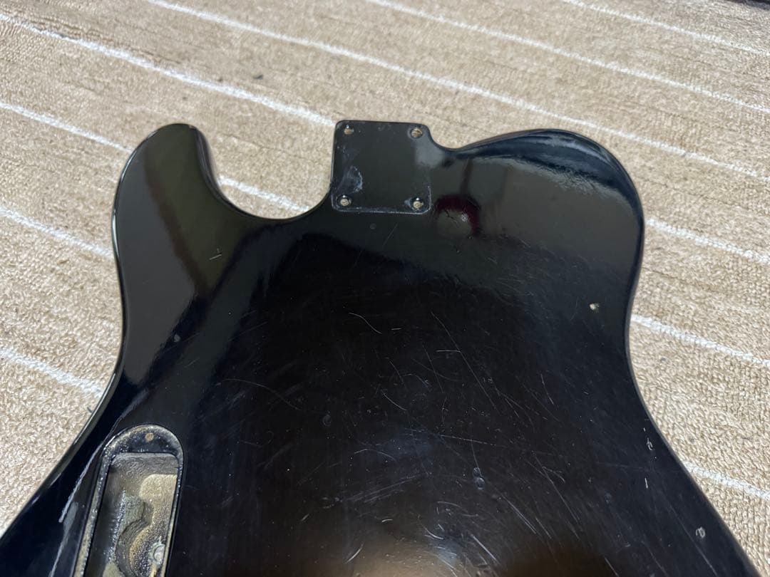 TEJ70か75のボディーのみ　フェルナンデス　幾何学模様ライン入り