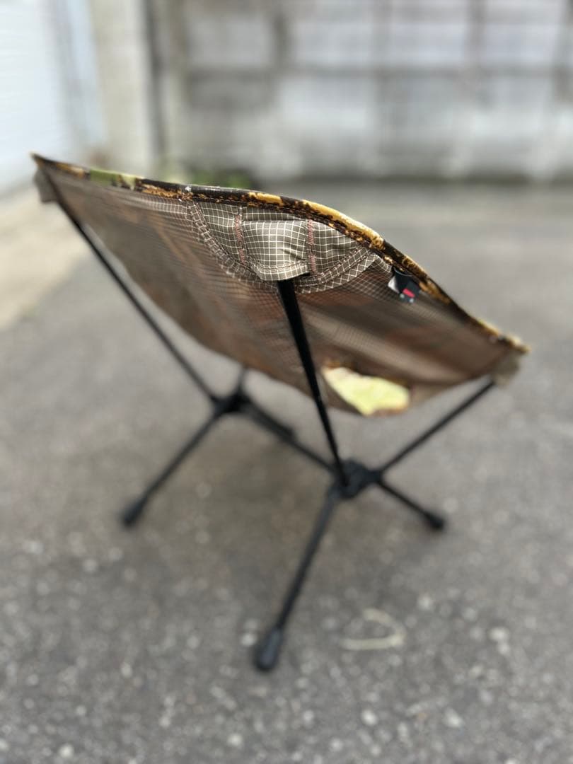 ネイバーフッド Helinox コラボチェア カモフラージュ