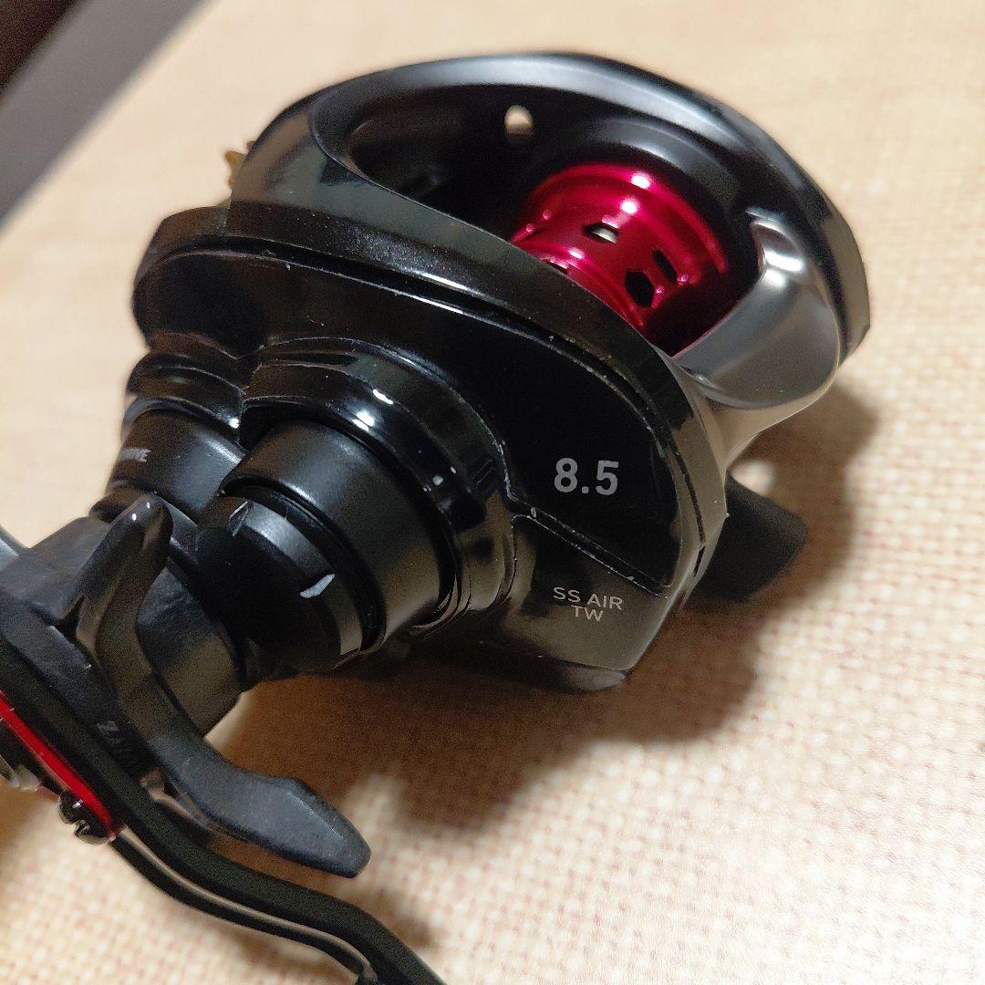 リール Daiwa 23 SS AIR TW 8.5L