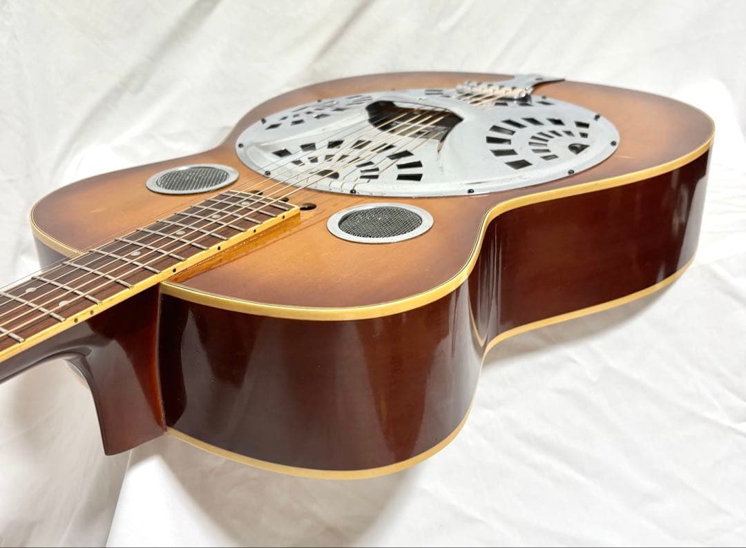 【新品弦張替済】リゾネイターギター