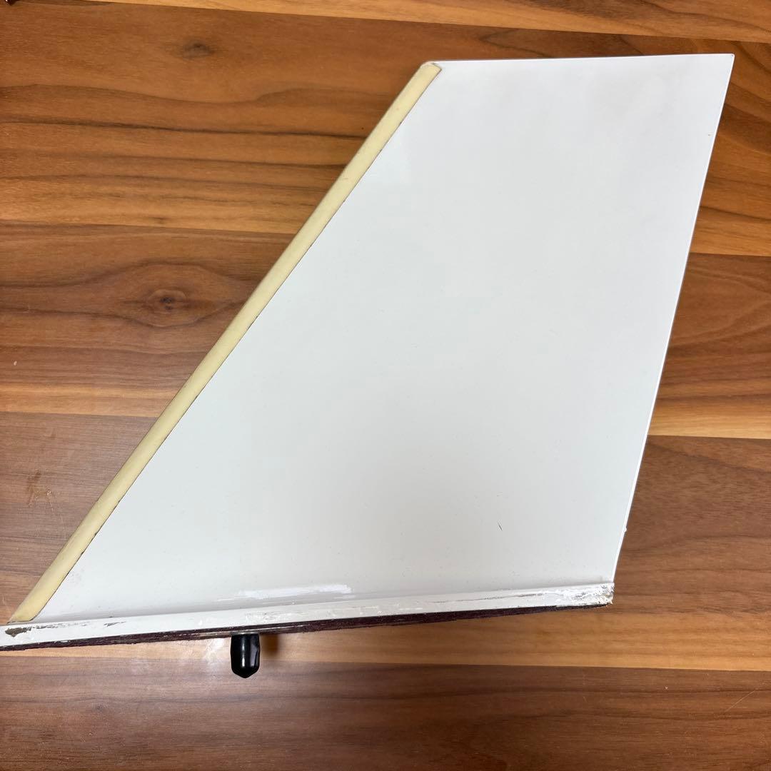 航空機用VHFアンテナ