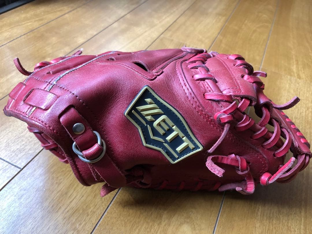 ZEETレッド 軟式キャッチャーミット