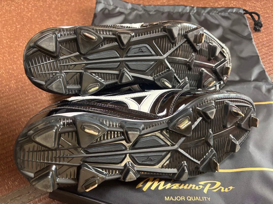 NNNtaro ミズノプロ　オーダースパイク 収納袋付き27.5