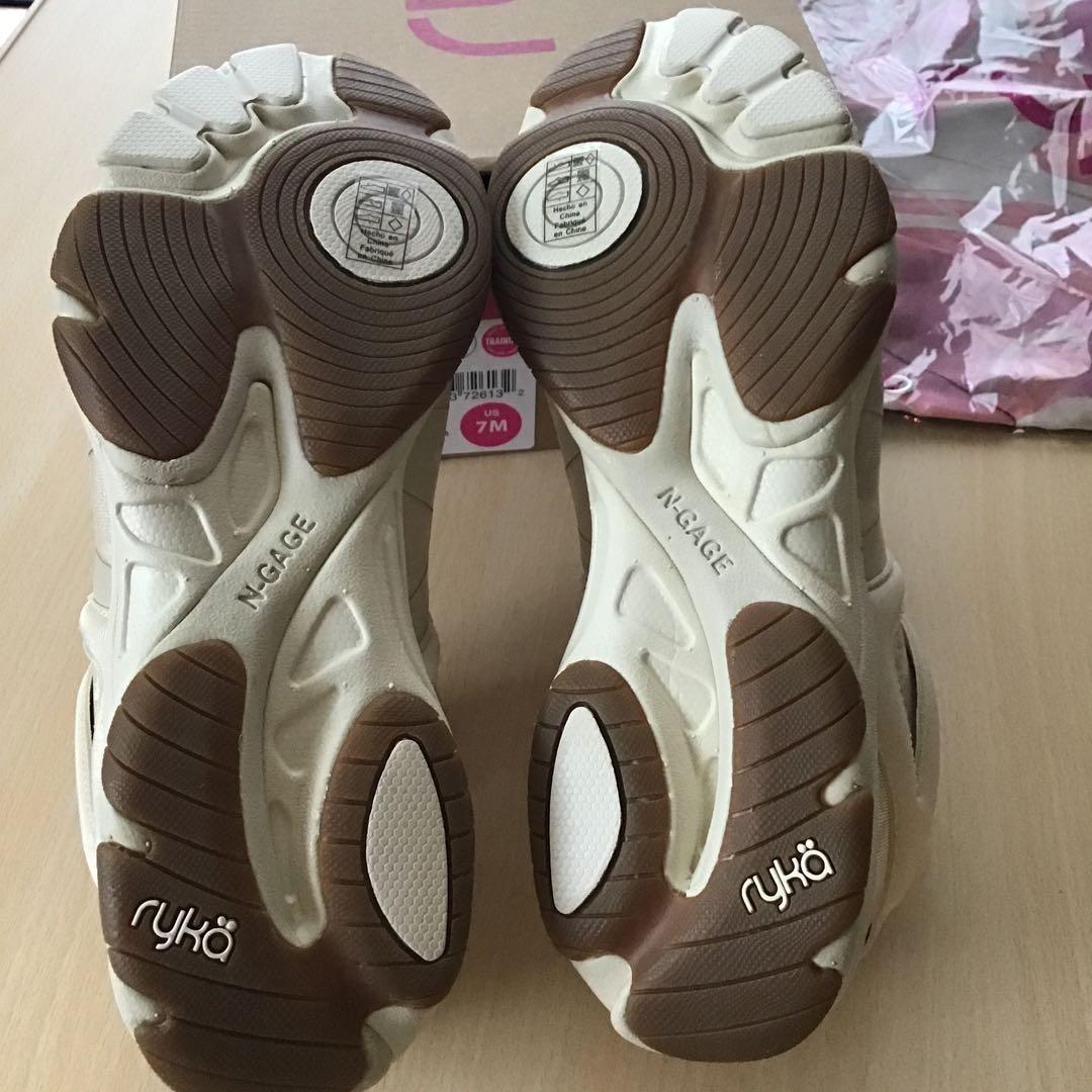 ライカシューズ　23.5cm us:7