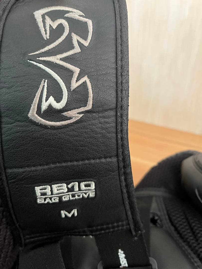 RIVAL INTELLISHOCK RB10ボクシンググローブ M