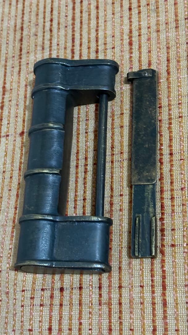 古民具　錠前　和錠前　蔵戸鍵　江戸時代　骨董　アンティーク　オブジェ