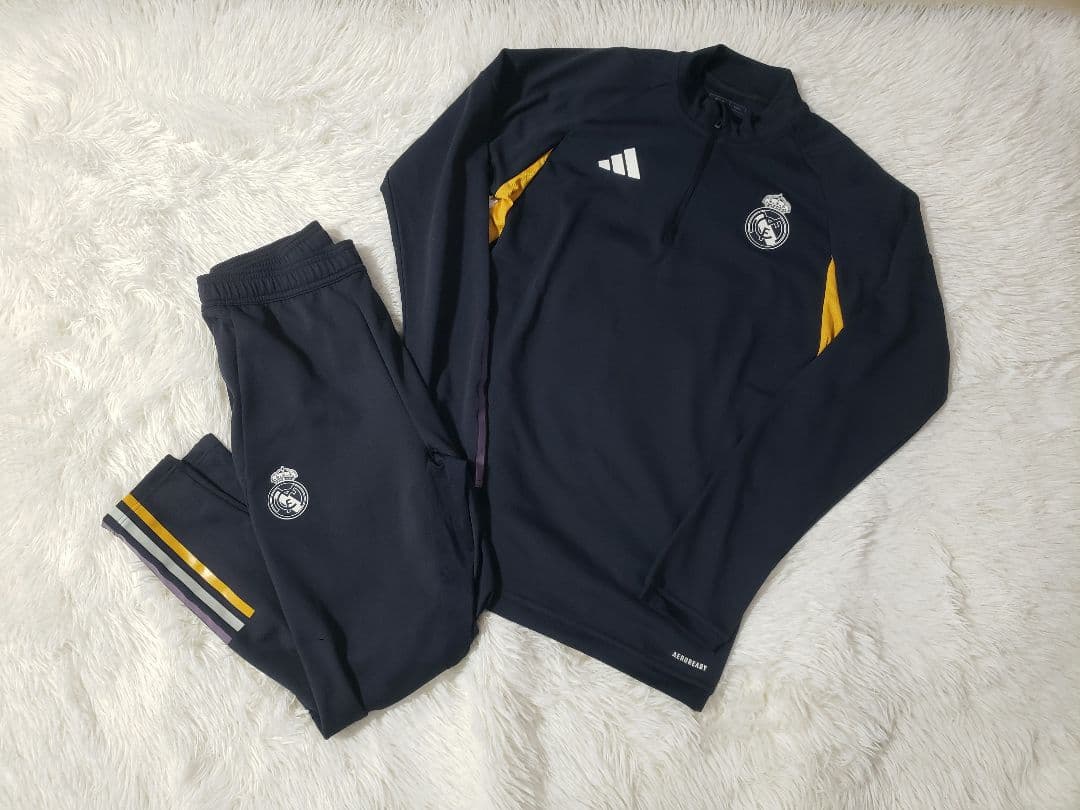 ​【極美品】レアルマドリー ティロ 23 トレーニング 上下セット (Lサイズ)