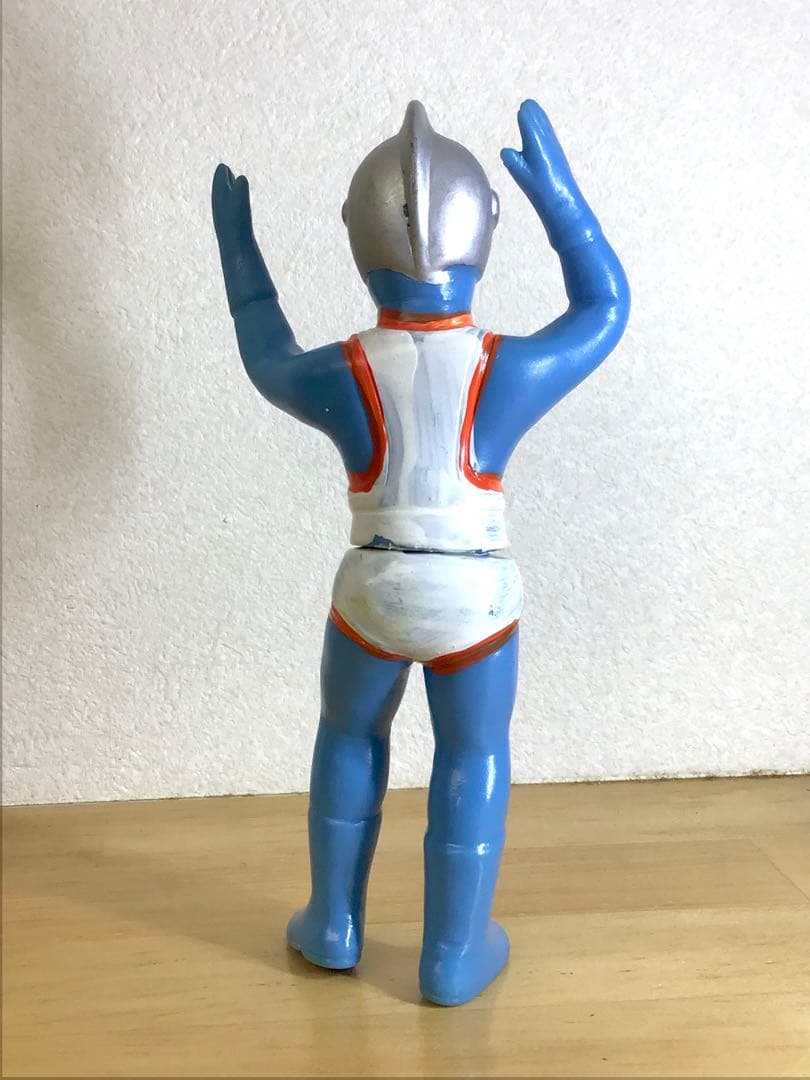 昭和レトロ パチ シルバー仮面 ソフビ 人形 ミニソフビ 駄玩具 特撮 怪獣