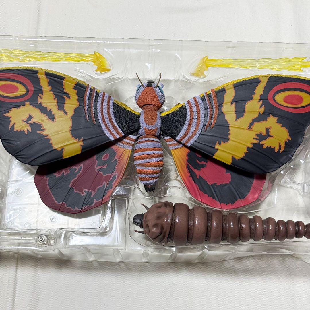 【中古・開封済】S.H.M モスラ（成虫）&（幼虫） SP Color Ver.