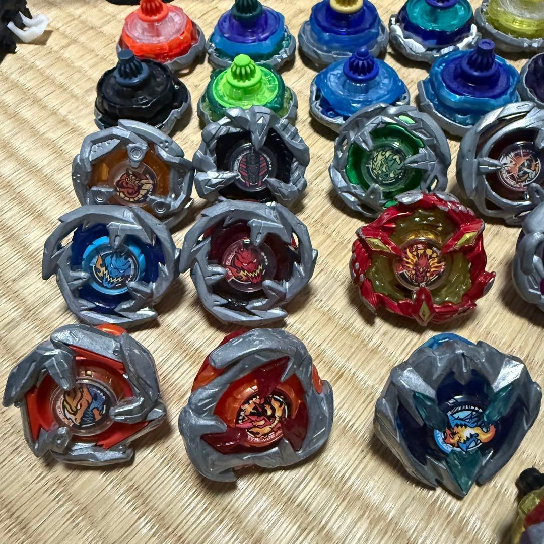 ベイブレードX引退品ベイ31個フルセットまとめ売り本日23:59まで値下