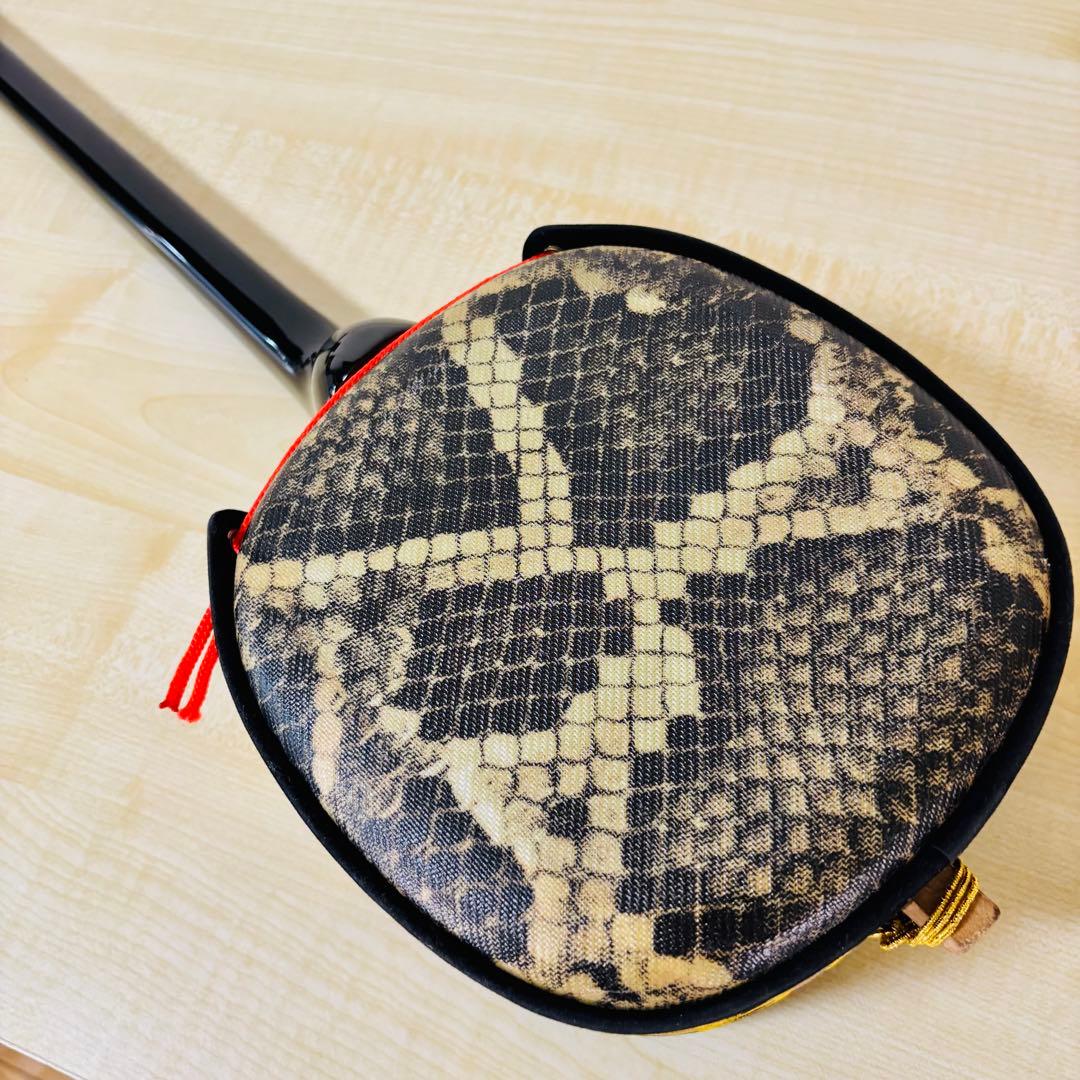 沖縄三線 人工蛇皮 沖縄 民謡 和楽器 三線 送料込み