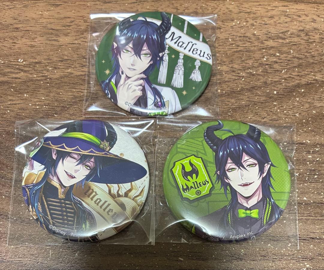 こ*送様 ツイステ　バースデー　缶バッジ　マレウス　おめかし　ユニオン　ブルーム