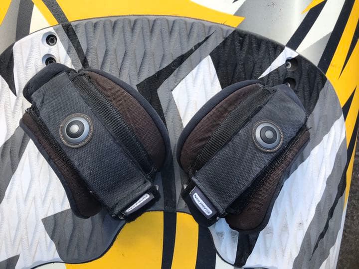 お値下げ！ 手渡し限定！ クアトロ フリースタイルウェイブ85Ｌ　配送NG