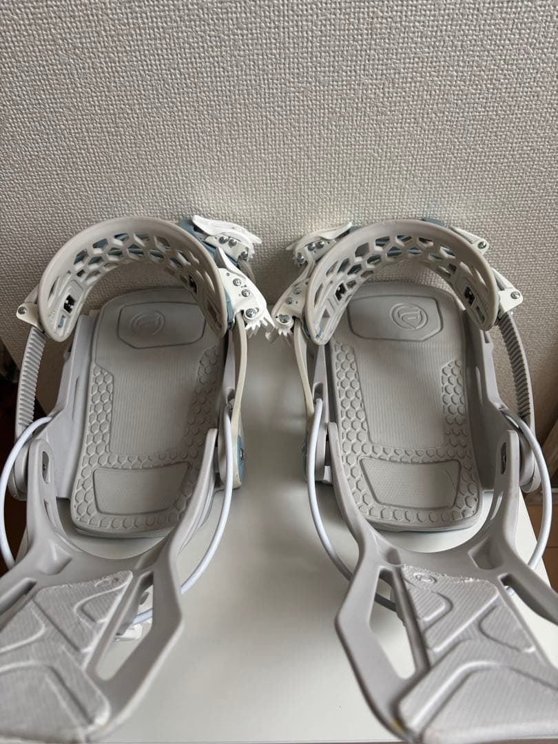 FLOWスノーボード ビンディング MAYON FUSION レディースM