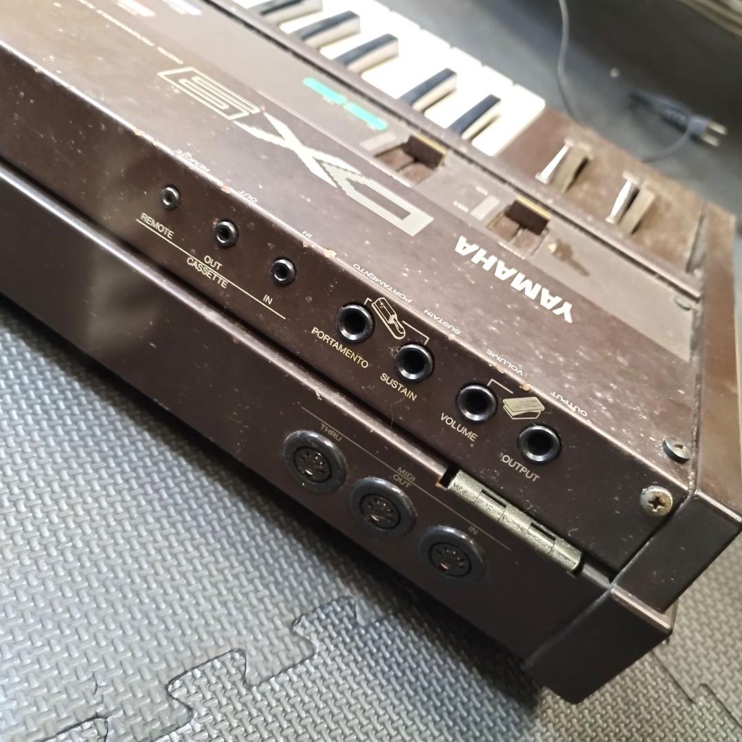 YAMAHA DX9 キーボード　純正専用ケース付　 シンセサイザー　ヤマハ