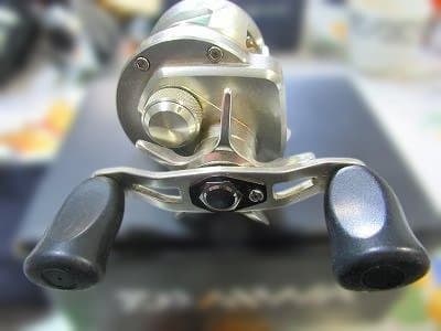 ダイワ RYOGA 両軸リール