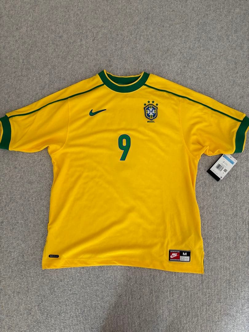 ロナウド　ブラジル代表　サッカー　ユニフォーム　新品タグ付き　M
