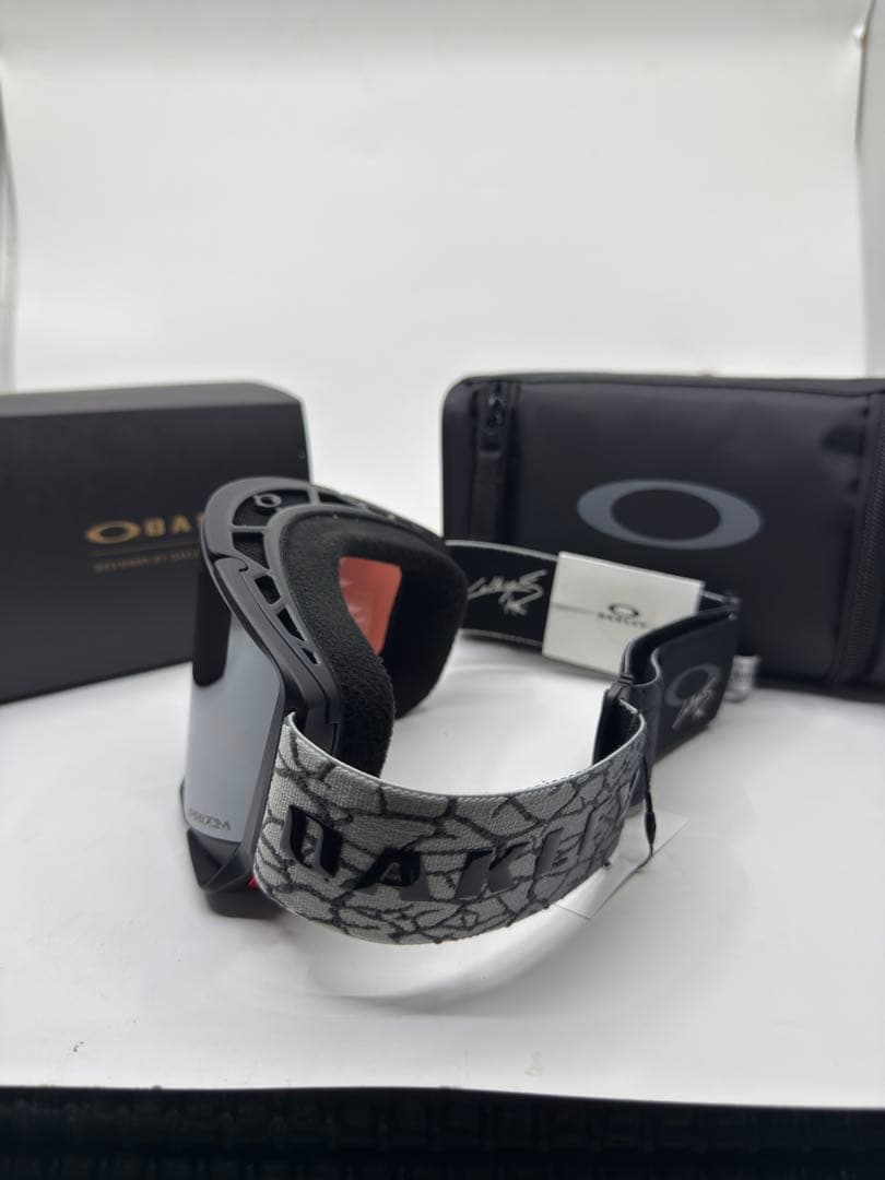 【新品】 OAKLEY FLOW SCAPE 25-26新モデル