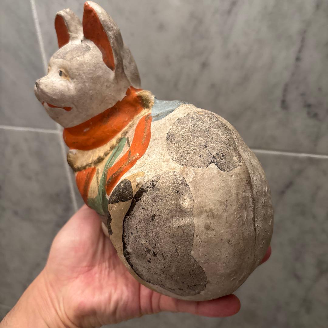 アンティーク　京都伏見人形　郷土玩具 手描きの瞳や前掛け前掛けが美しく芸術的な猫