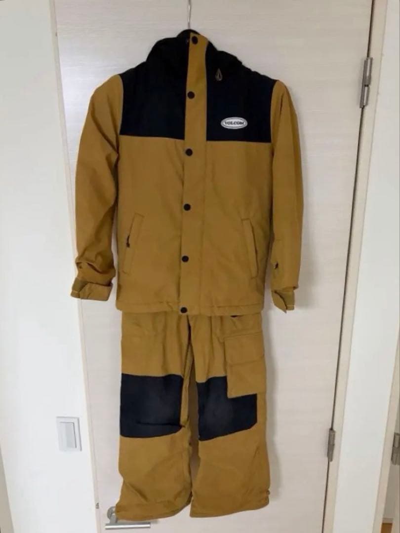 スノーボードウェア キッズ　上下　ボルコム　VOLCOM ビブ