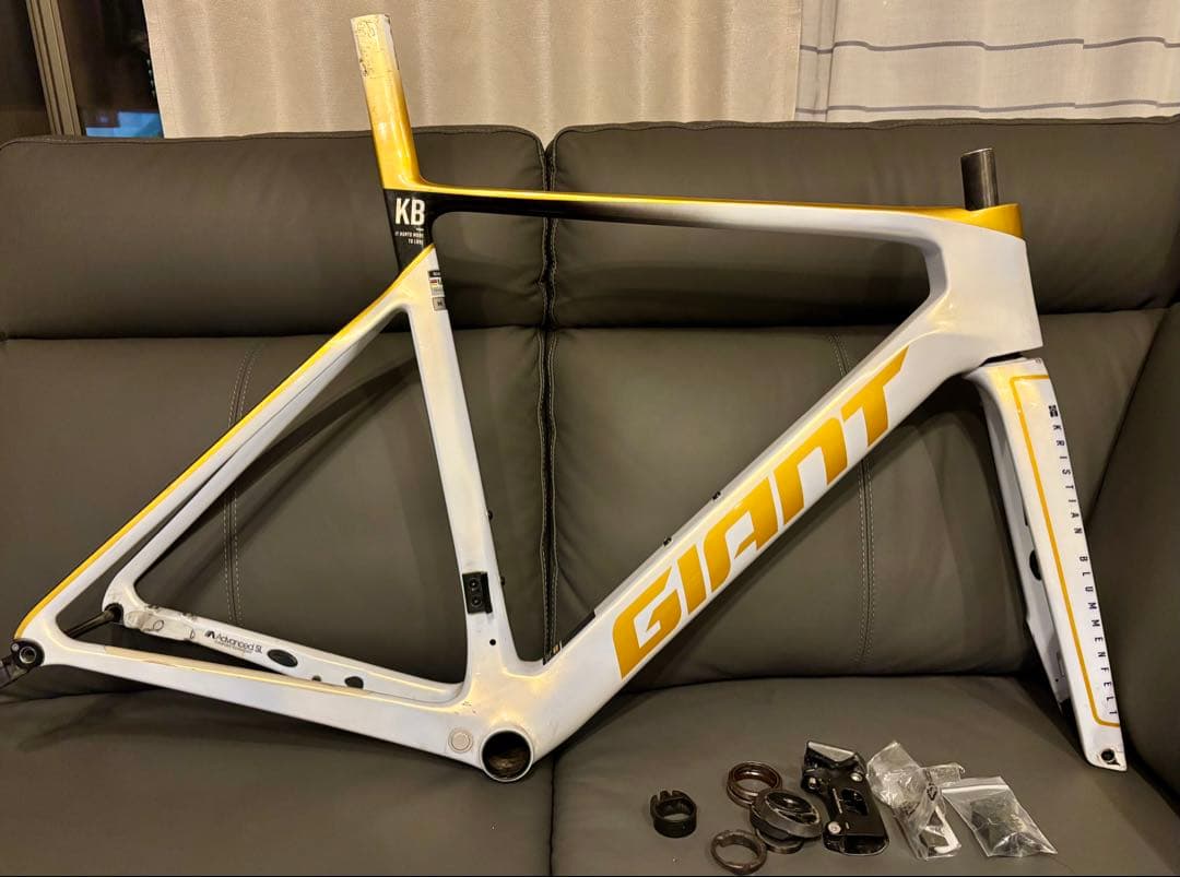最終値下げ　GIANT Propel Advanced SL (KBカ