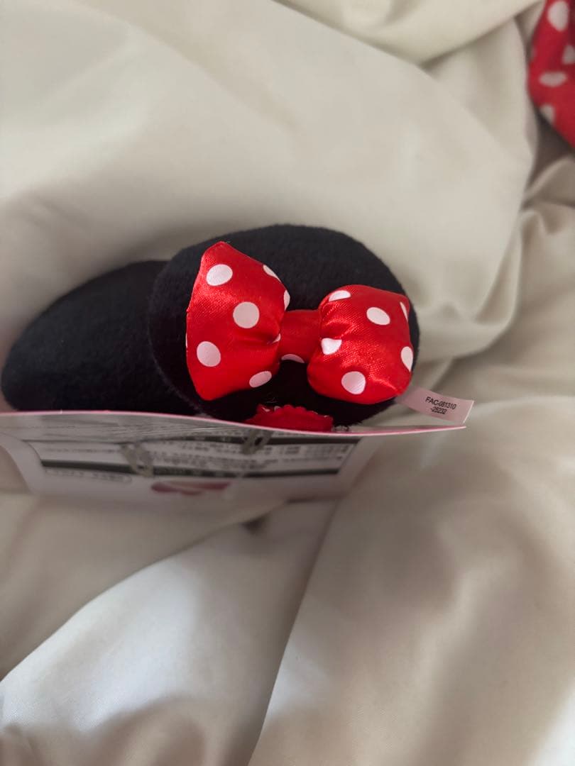 ミニーマウス マフラーキャップ 手袋 ヘアピンセット