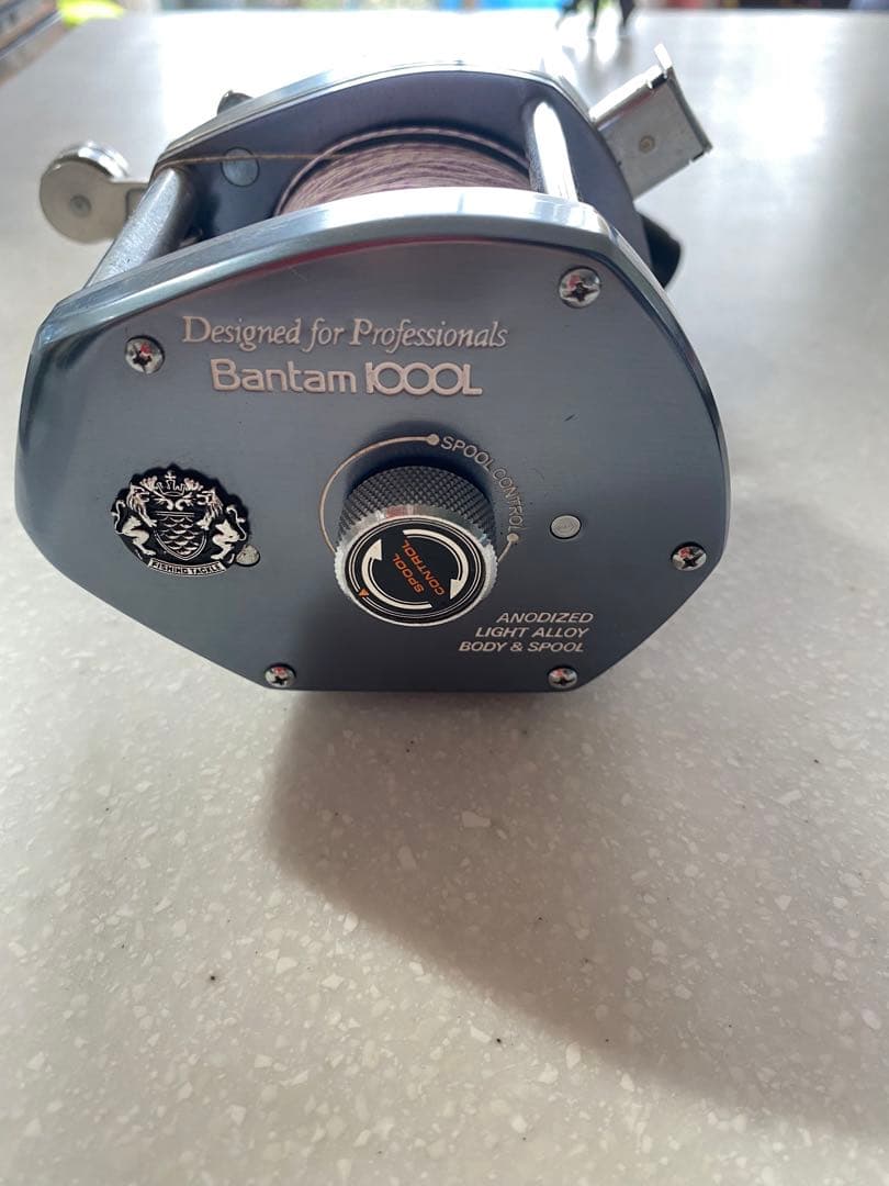 SHIMANO Bantam 1000L フィッシングリール