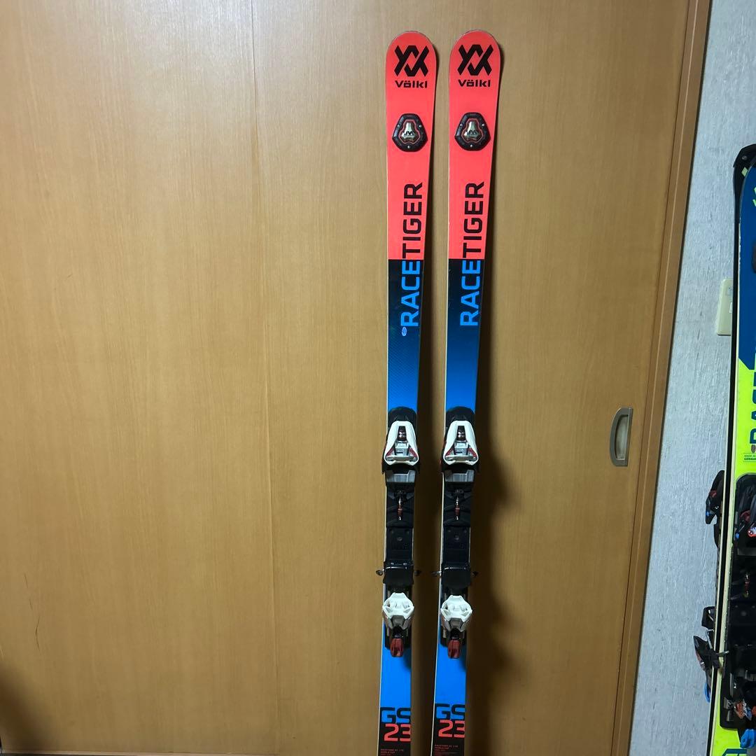 Racetiger GS スキー
