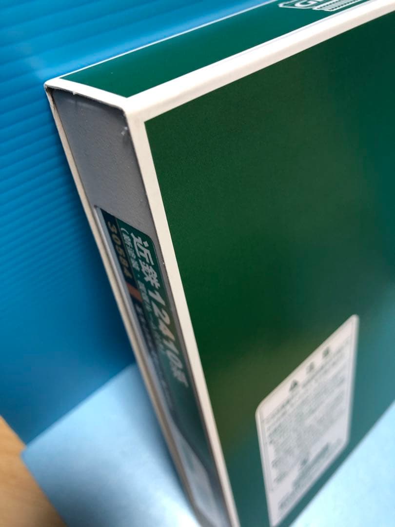 GM近鉄12410系 新塗装 喫煙ルーム付き