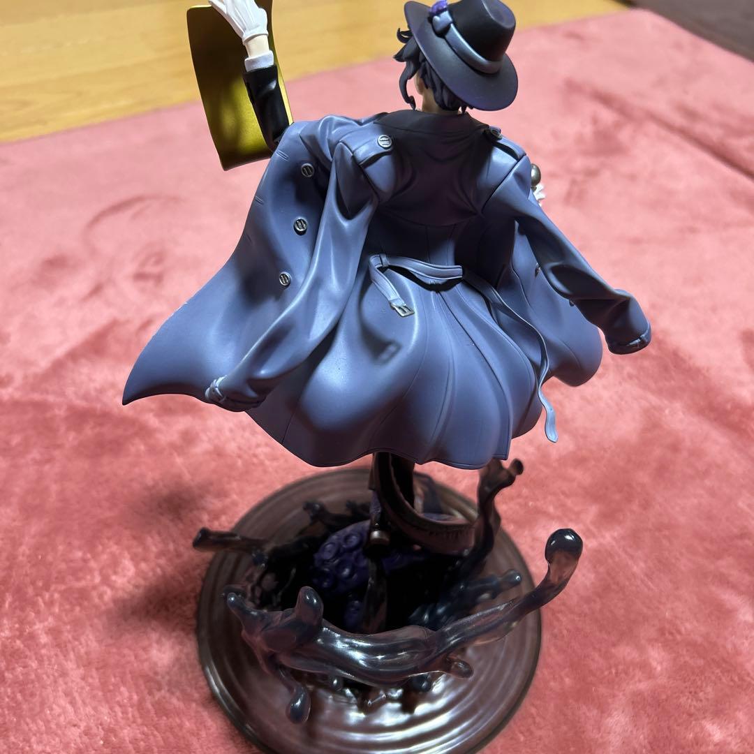 アズール8分の1スケールフィギュア