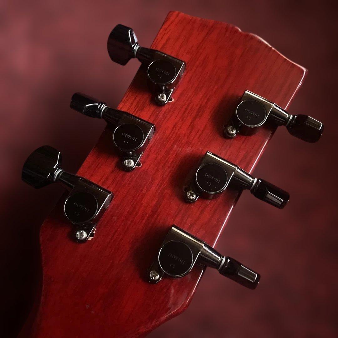 tony smith セミアコギター