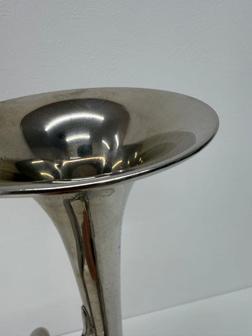 シルバー トランペット バルブ式