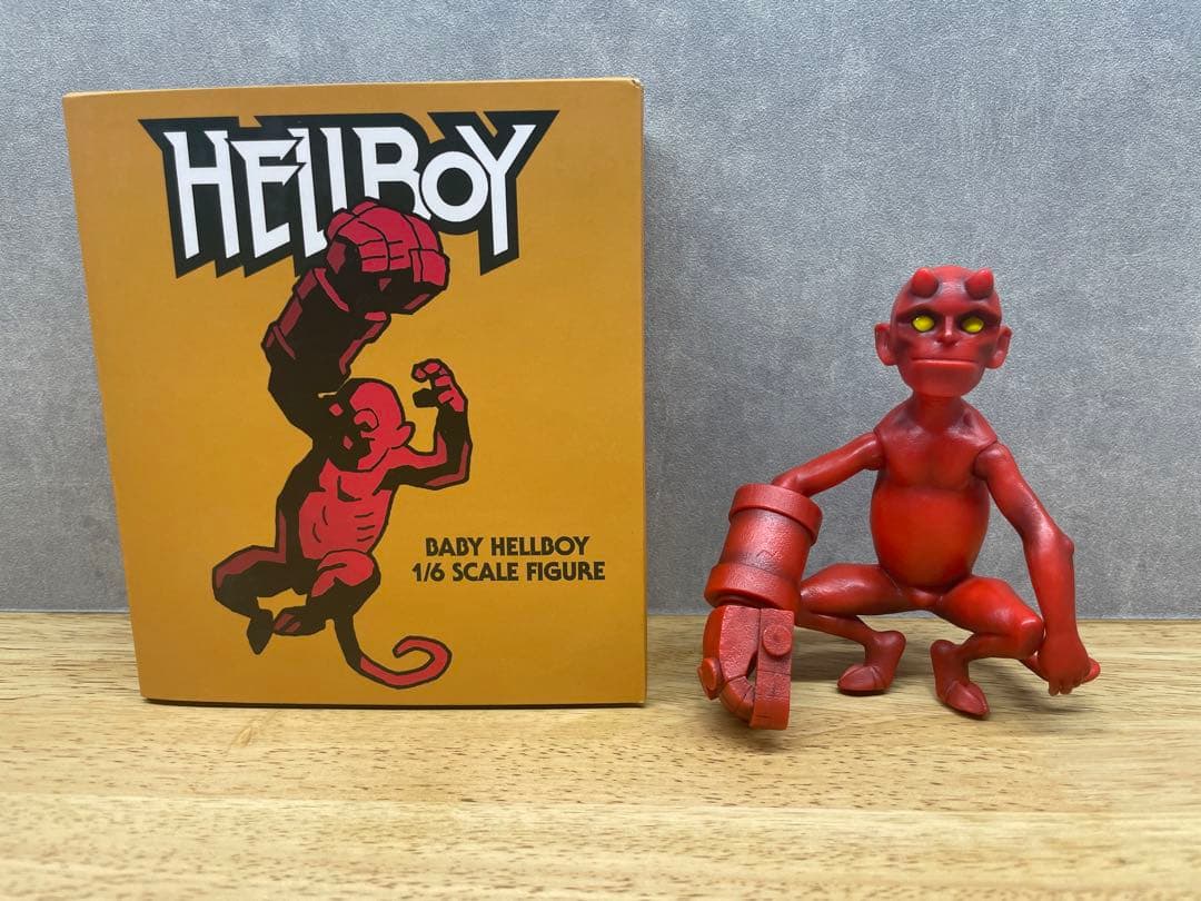 ベビーヘルボーイ 1/6スケールフィギュア