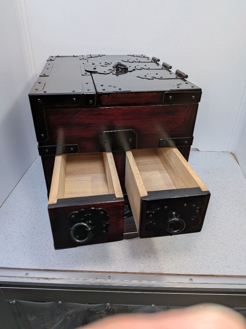 b746、時代 箪笥 懸硯 鍵付き 古民芸 小箪笥 引出し 掛硯 硯箱