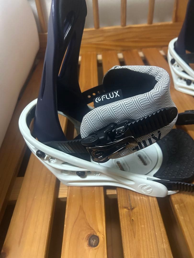 YES BASIC 152 スノーボードFLUX バインディング付き