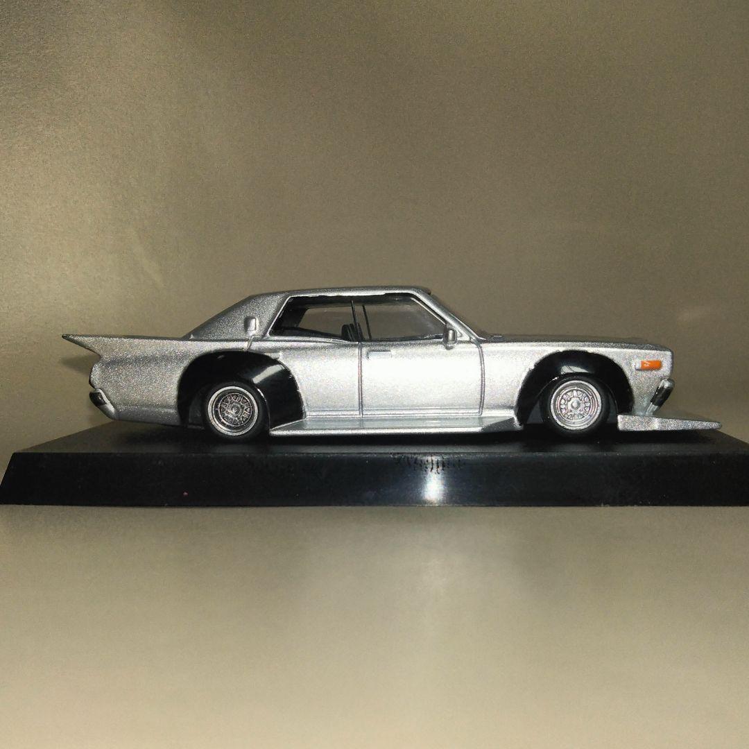 ★商談中★　5749 アオシマグラチャン３３０セドリック日産 1/64 台座のみ