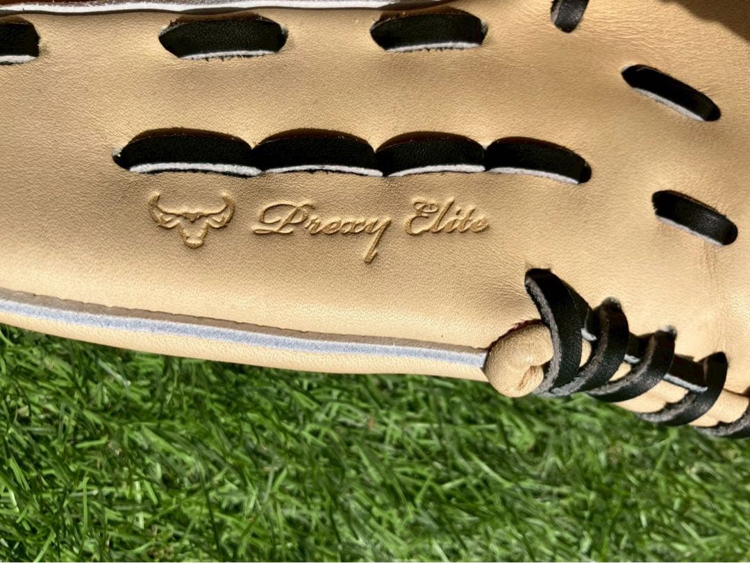 ミズノプロ　硬式　オーダー　HAGA　村上　内野用　定価71,500円　グラブ