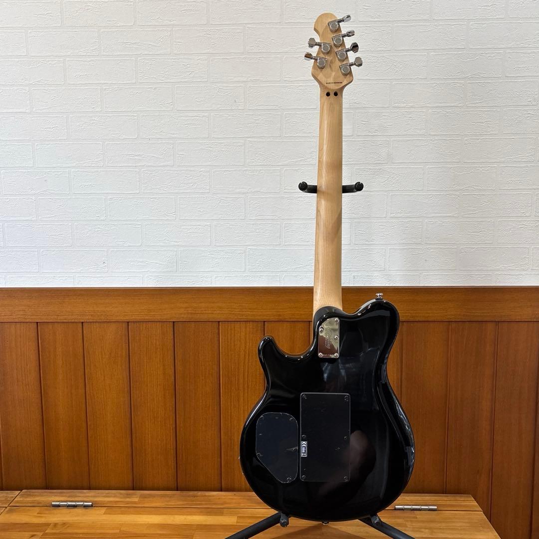 希少 Sterling by MUSIC MAN SUB AX4 TBL