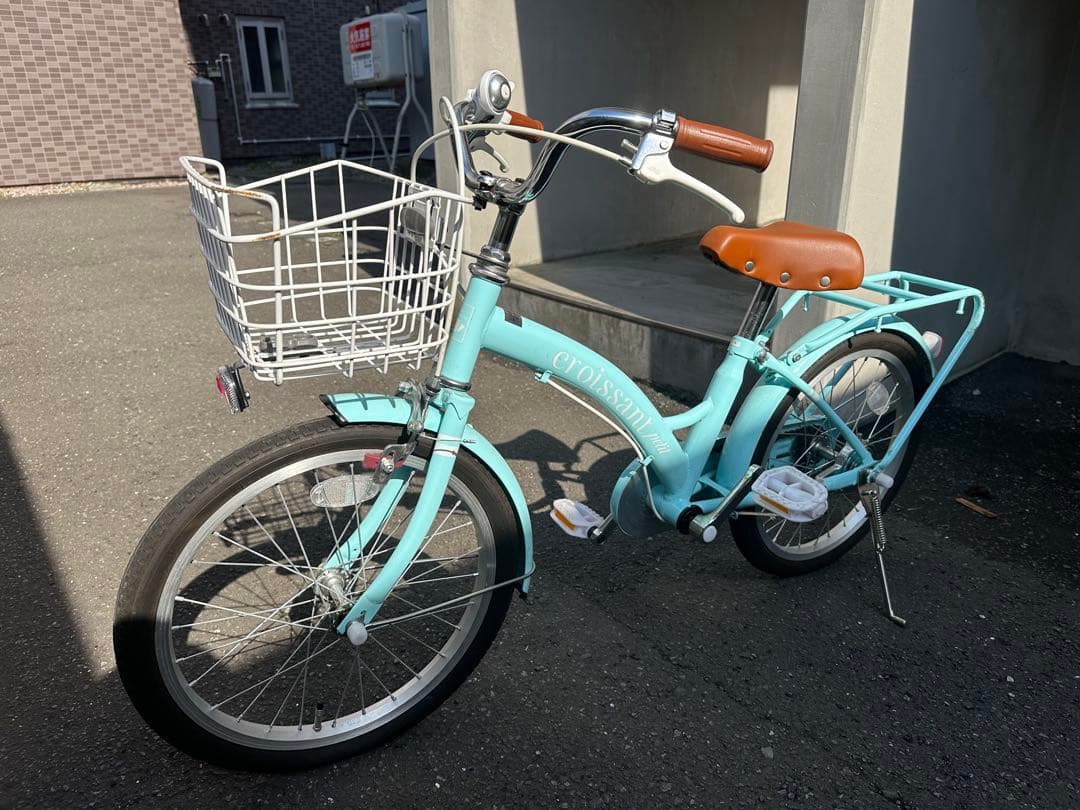 プリンセスヘルメット、補助輪付属品付、18インチ自転車