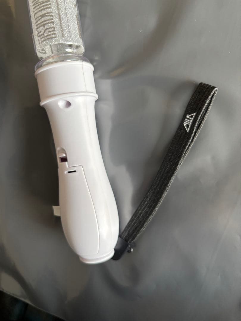 M!LK 2022 CIRCUS ペンライト カラチェン　5色