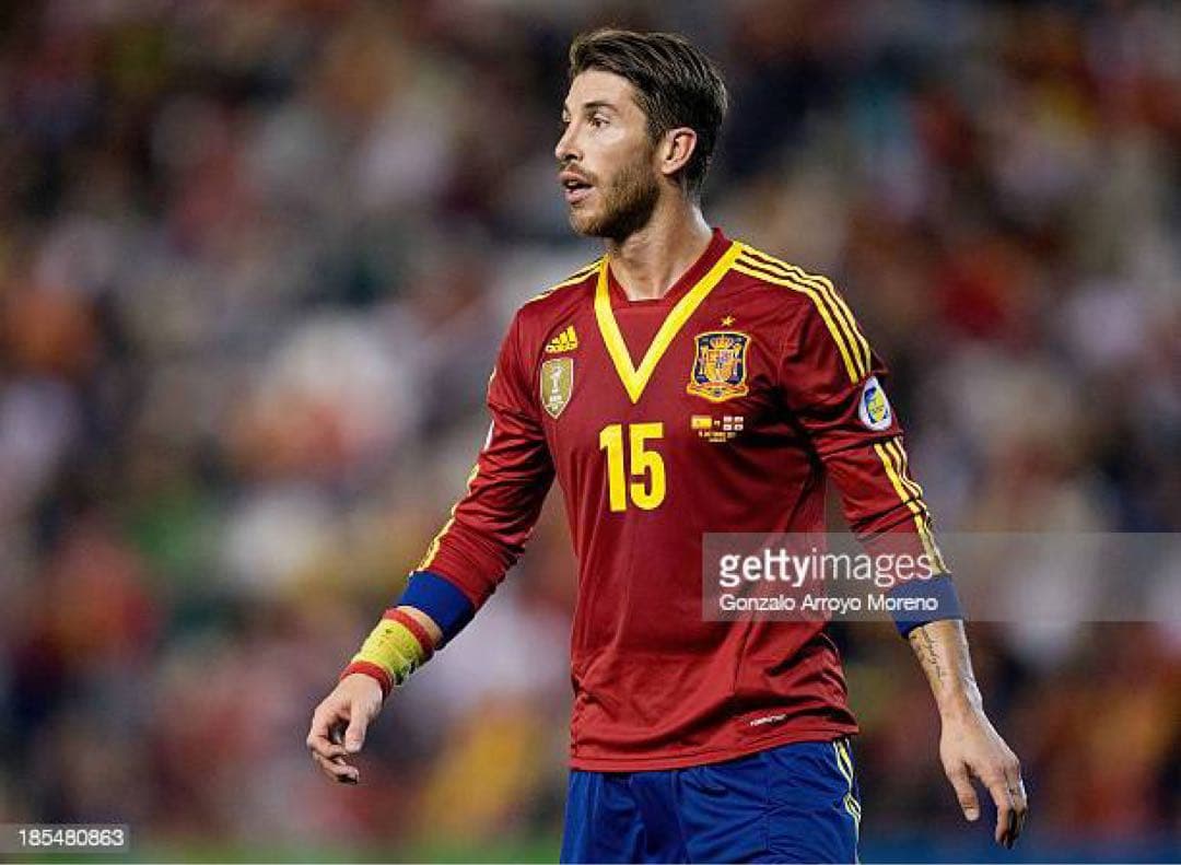 セルヒオ・ラモス　ユニフォーム　スペイン代表　支給　長袖　レアルマドリード