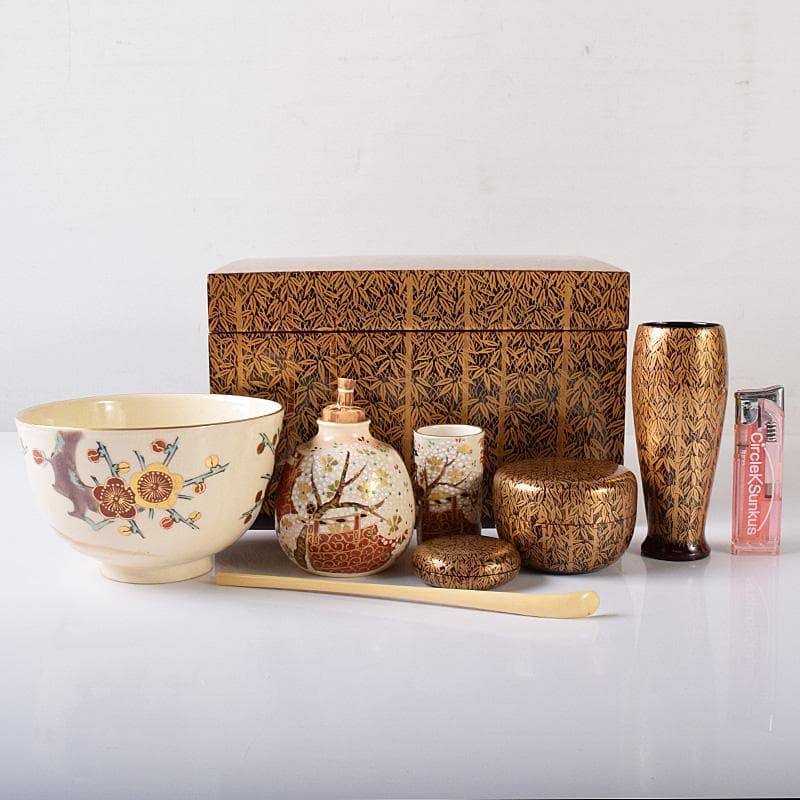 HSK KTHG九谷焼　茶碗など　八点一式　黒船裂仕覆　共箱　JR8250