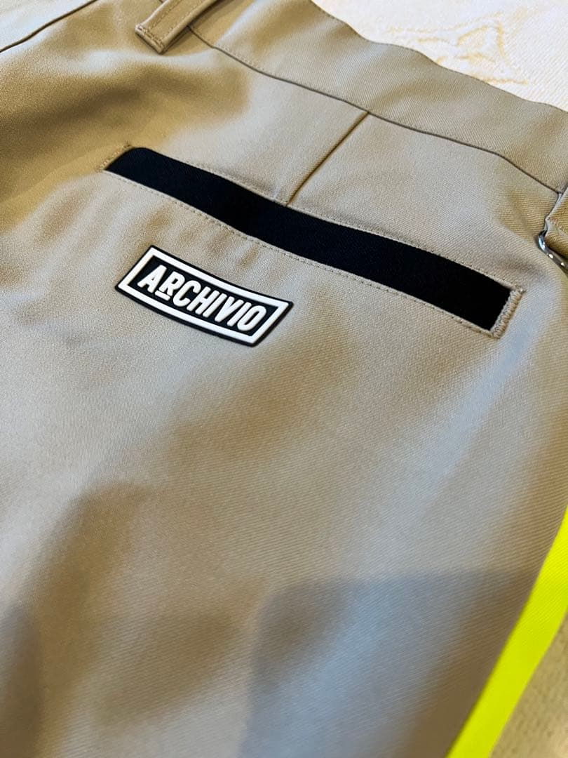 archivio アルチビオ　ゴルフウェア　パンツ　50サイズ　新品未使用品