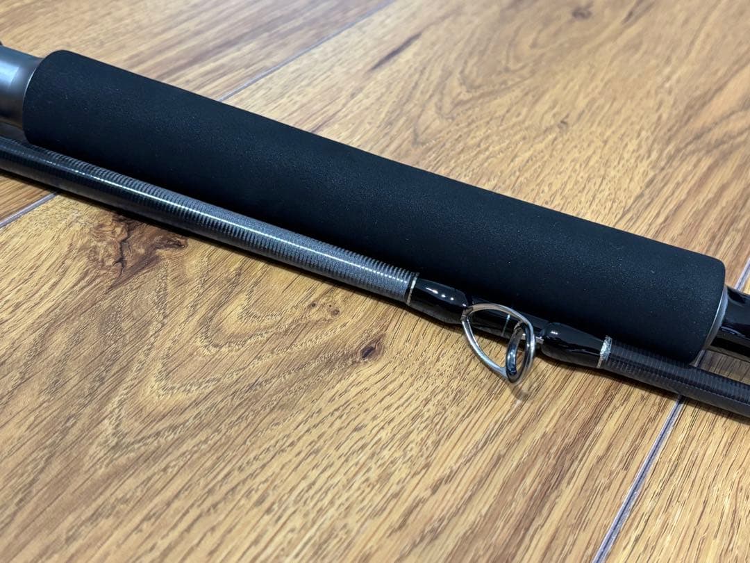 極美品　MCワークス　RAGING BULL 104XF-2 レイジングブル