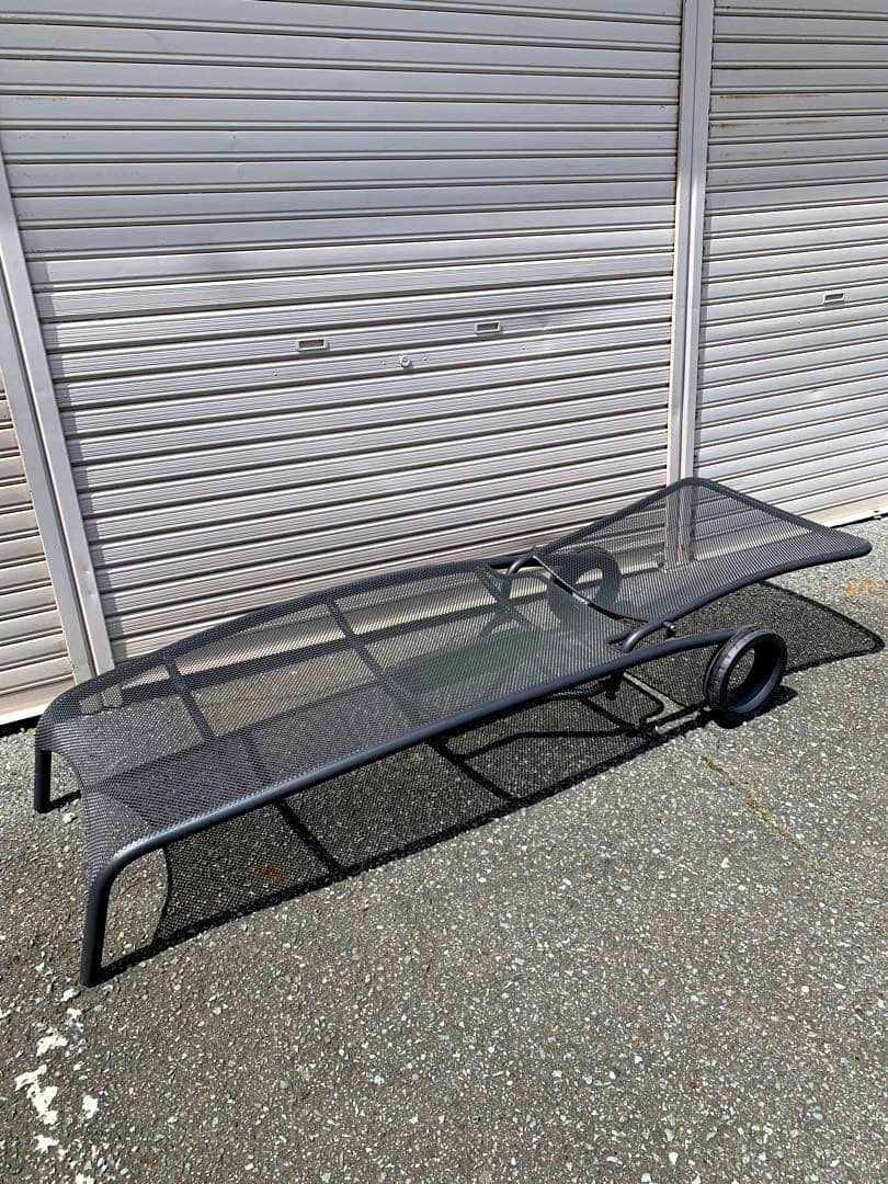 コロ付きメタルガーデンベッド