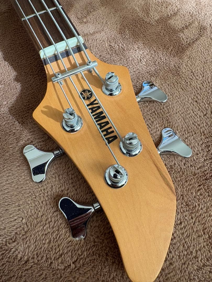 YAMAHAエレキベース
