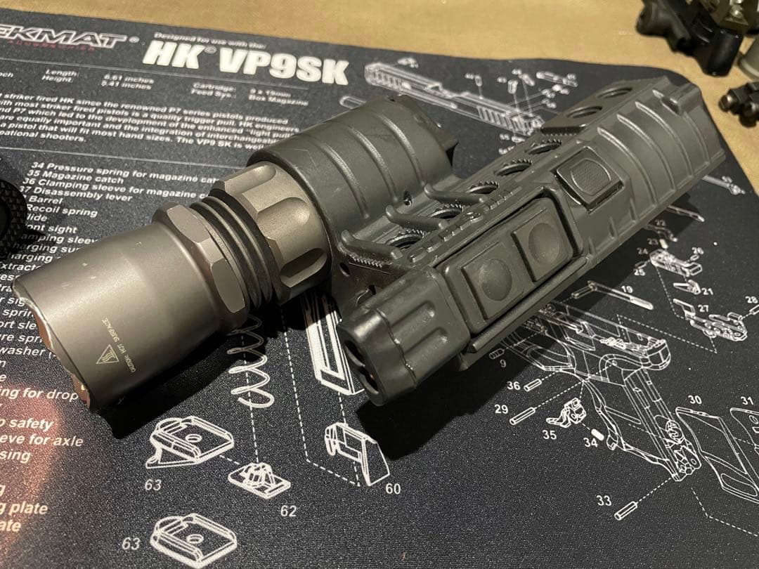 今週限定値下げ　実物SUREFIRE  M500A アッパーのみ